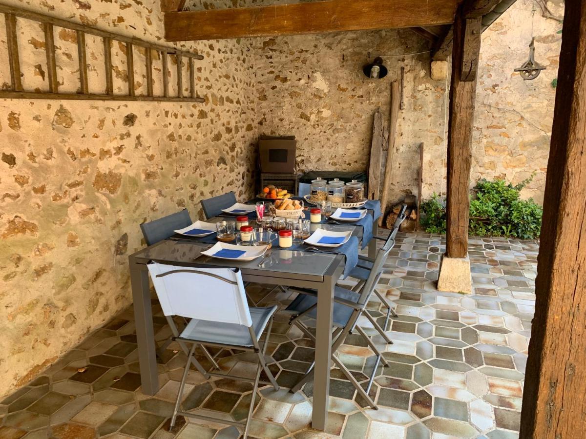 La Maison D'Emilie - Chambres D'Hotes Chaumes-en-Brie Kültér fotó