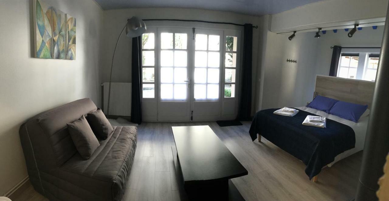La Maison D'Emilie - Chambres D'Hotes Chaumes-en-Brie Kültér fotó