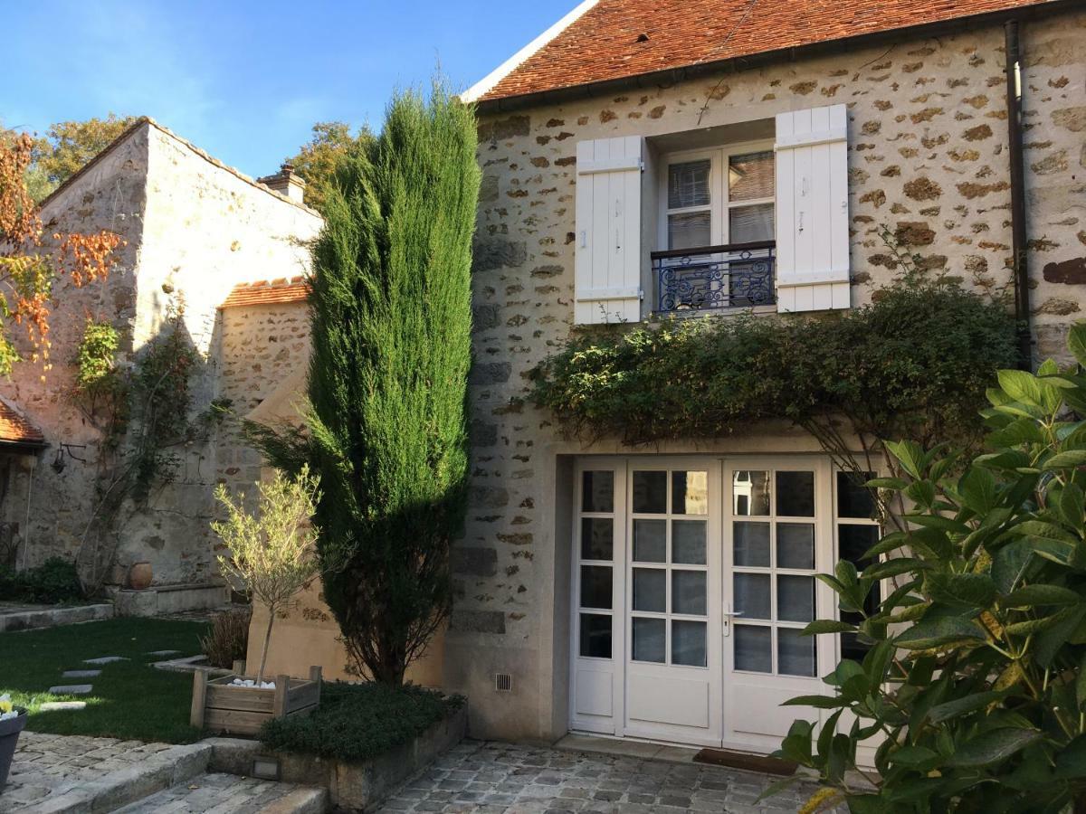 La Maison D'Emilie - Chambres D'Hotes Chaumes-en-Brie Kültér fotó