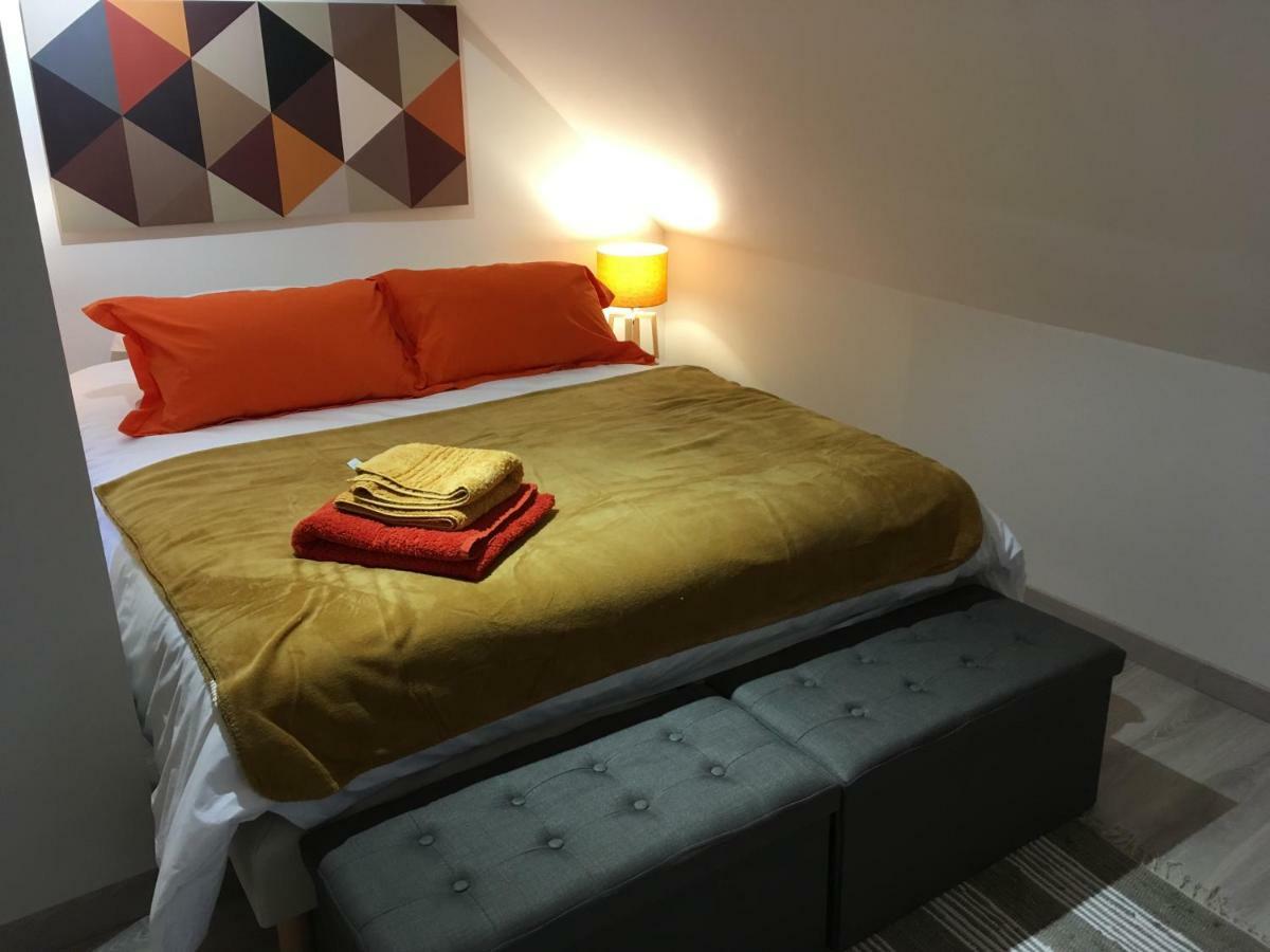 La Maison D'Emilie - Chambres D'Hotes Chaumes-en-Brie Kültér fotó